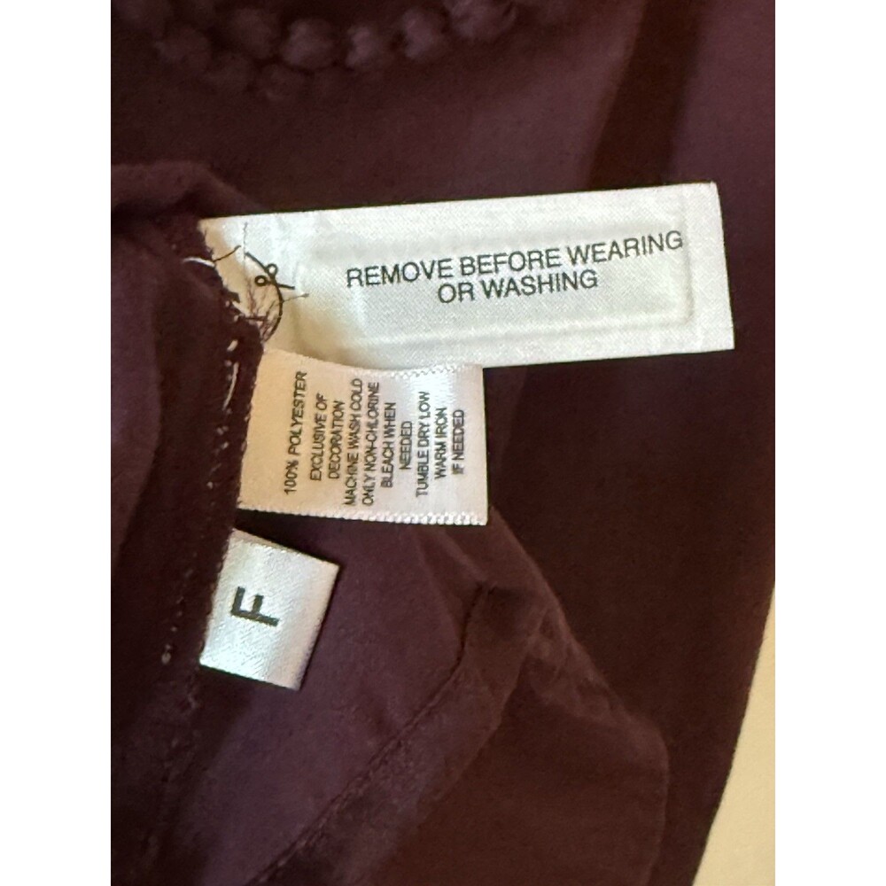 Ann Taylor Loft Women Petite Maroon Sleeveless Tank Top Flower Embellished Sz SP - Picture 6 of 10